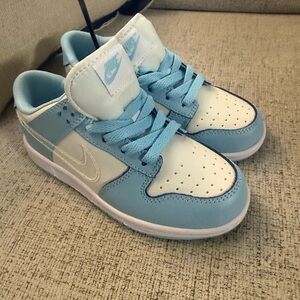 Nike Kids Light Blue and White Sneakers